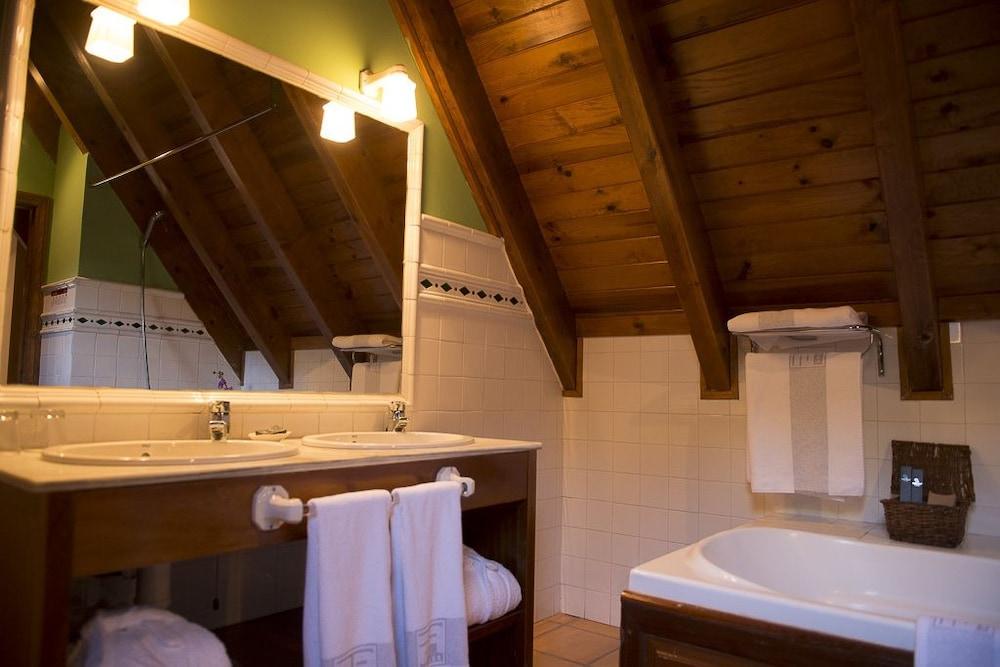 Hotel Chalet Bassibe Baqueira Beret Luaran gambar