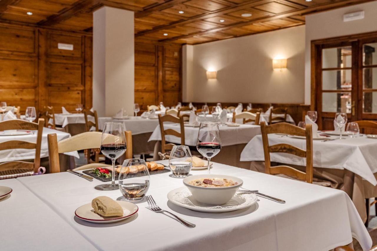 Hotel Chalet Bassibe Baqueira Beret Luaran gambar
