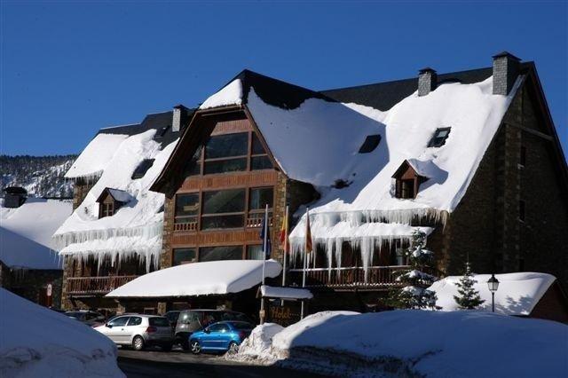 Hotel Chalet Bassibe Baqueira Beret Luaran gambar